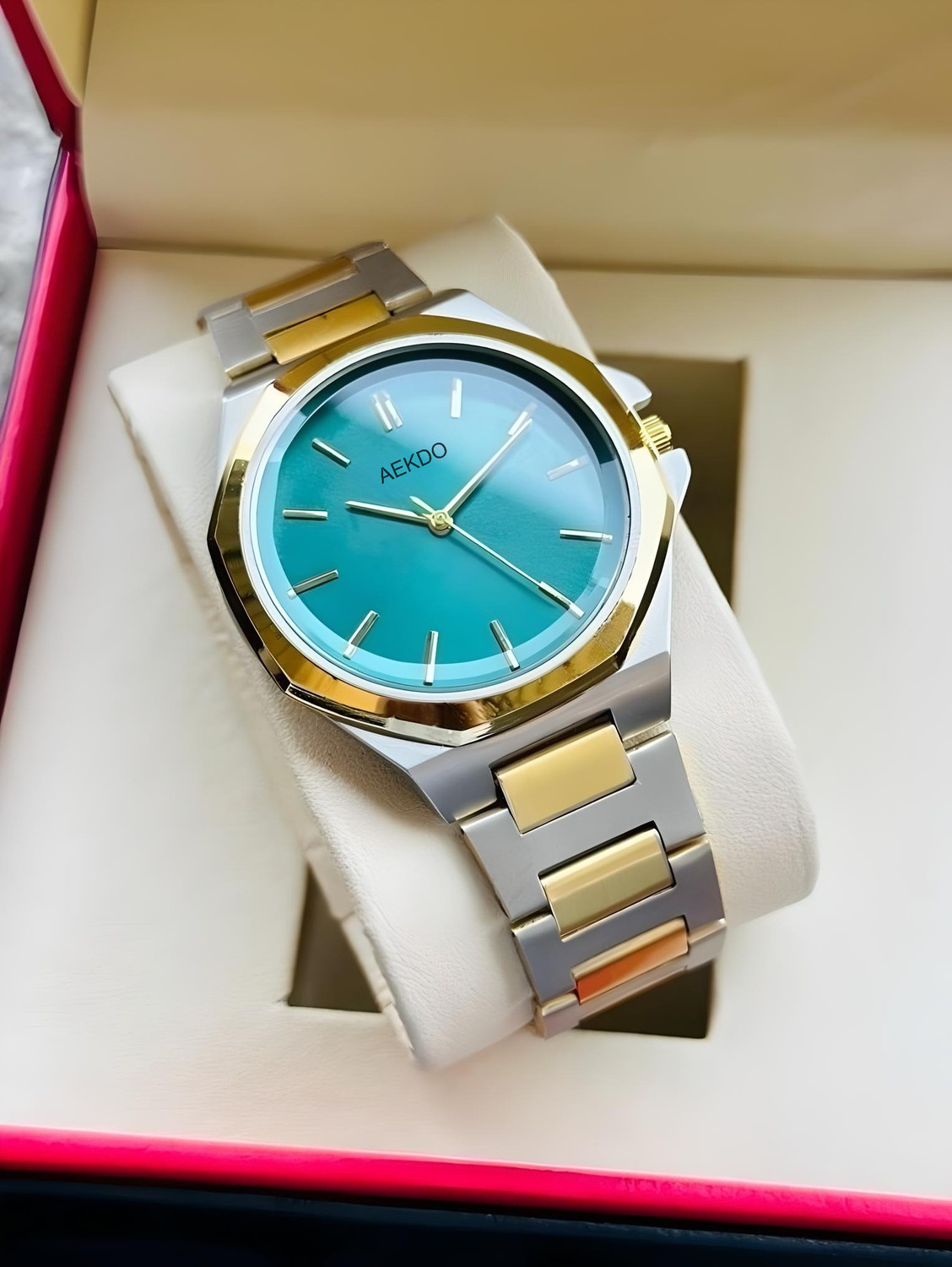 Image of AEKDO DRM008 Luxury Look Men's Watch with Steel Chain & Smooth Dial Analog Watch - For Men