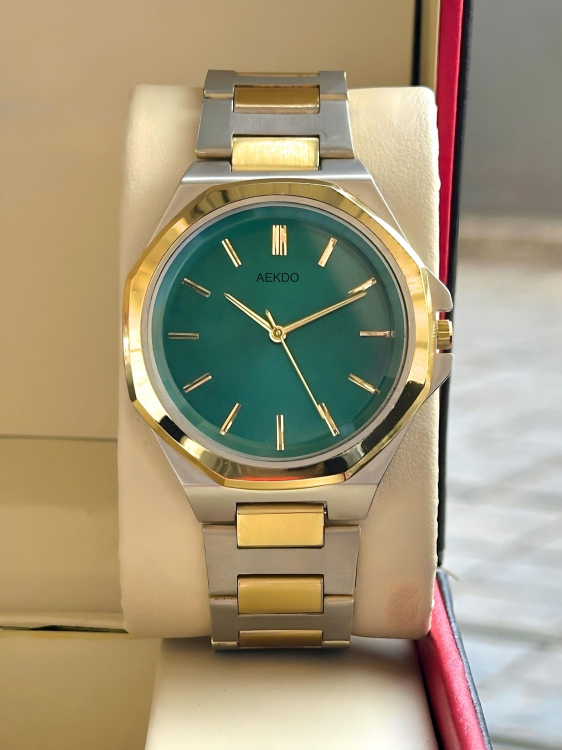 Image of AEKDO DRM008 Luxury Look Men's Watch with Steel Chain & Smooth Dial Analog Watch - For Men
