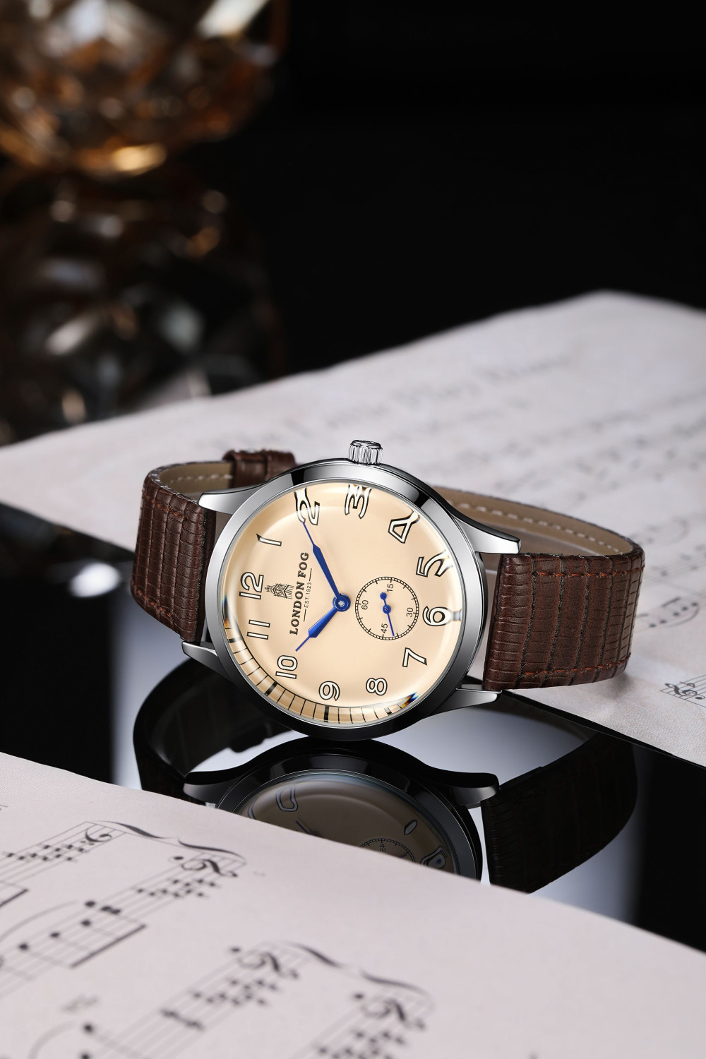 Image of London Fog Vintage Beige Dial, Brown Leather Strap, Luminous Numerals, Curved Mineral Glass Brixton Collection Vintage Beige Dial Luminous Numerals Curved Mineral Glass Analog Watch - For Men