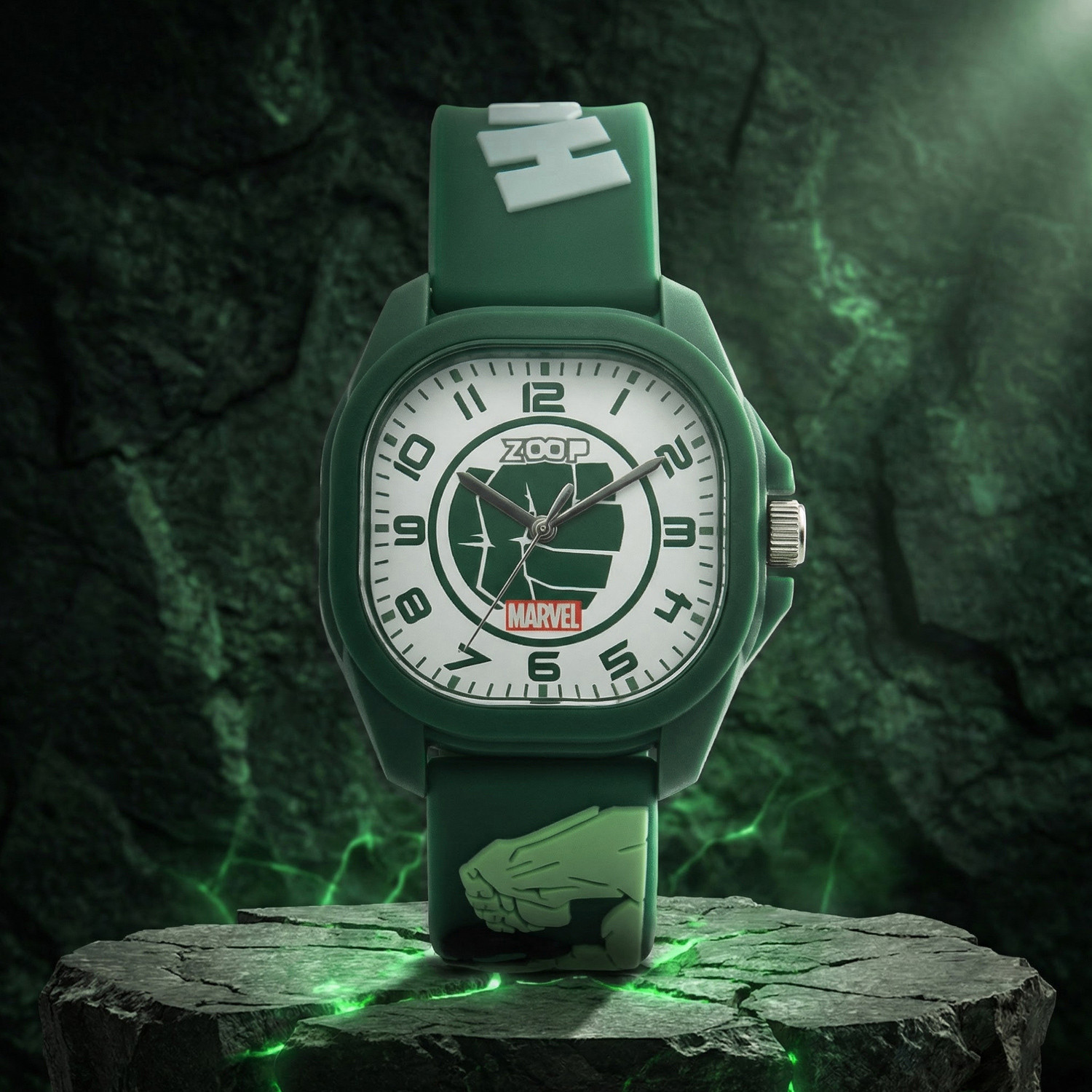 Image of Zoop From Titan Zoop Marvel Zoop Marvel White Hulk Dial & Green Strap from House of Titan Analog Watch - For Boys