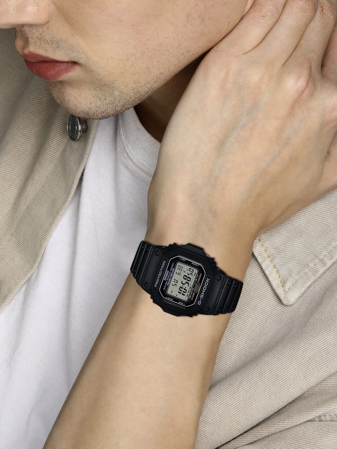 Image of CASIO G-5600UE-1DR G-Shock G-5600UE-1DR Dial Black Resin Strap Digital Watch - For Men