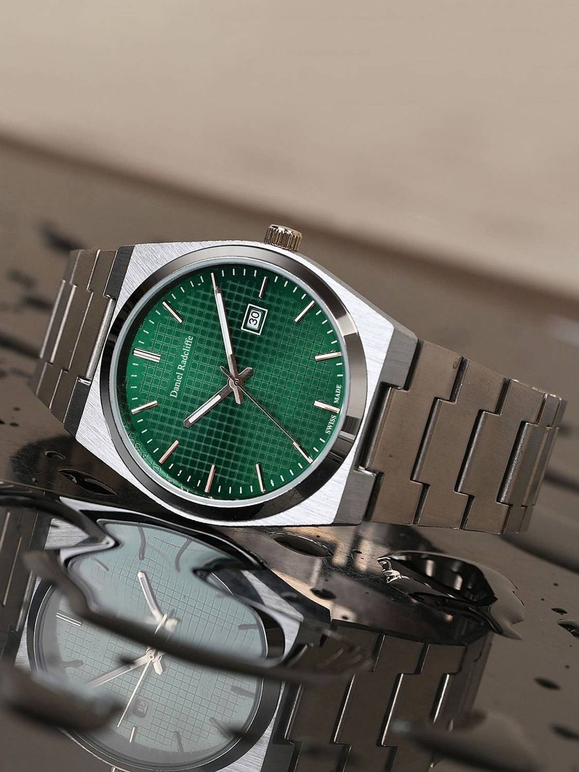 Daniel Radcliffe DRM PE Silver Green Professional Edge Analog Watch - For Men