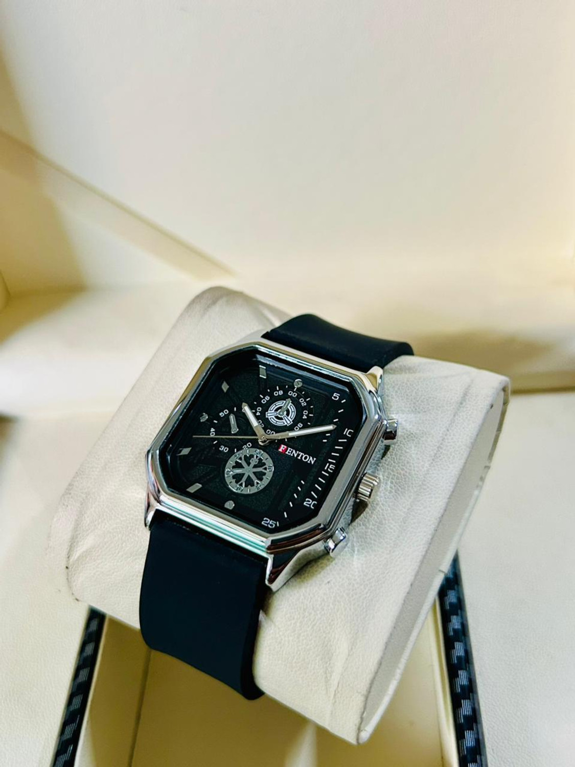 Image of FENlX Skeleton Dial Analog Men's Watch with Silicone Strap Analog Watch - For Men