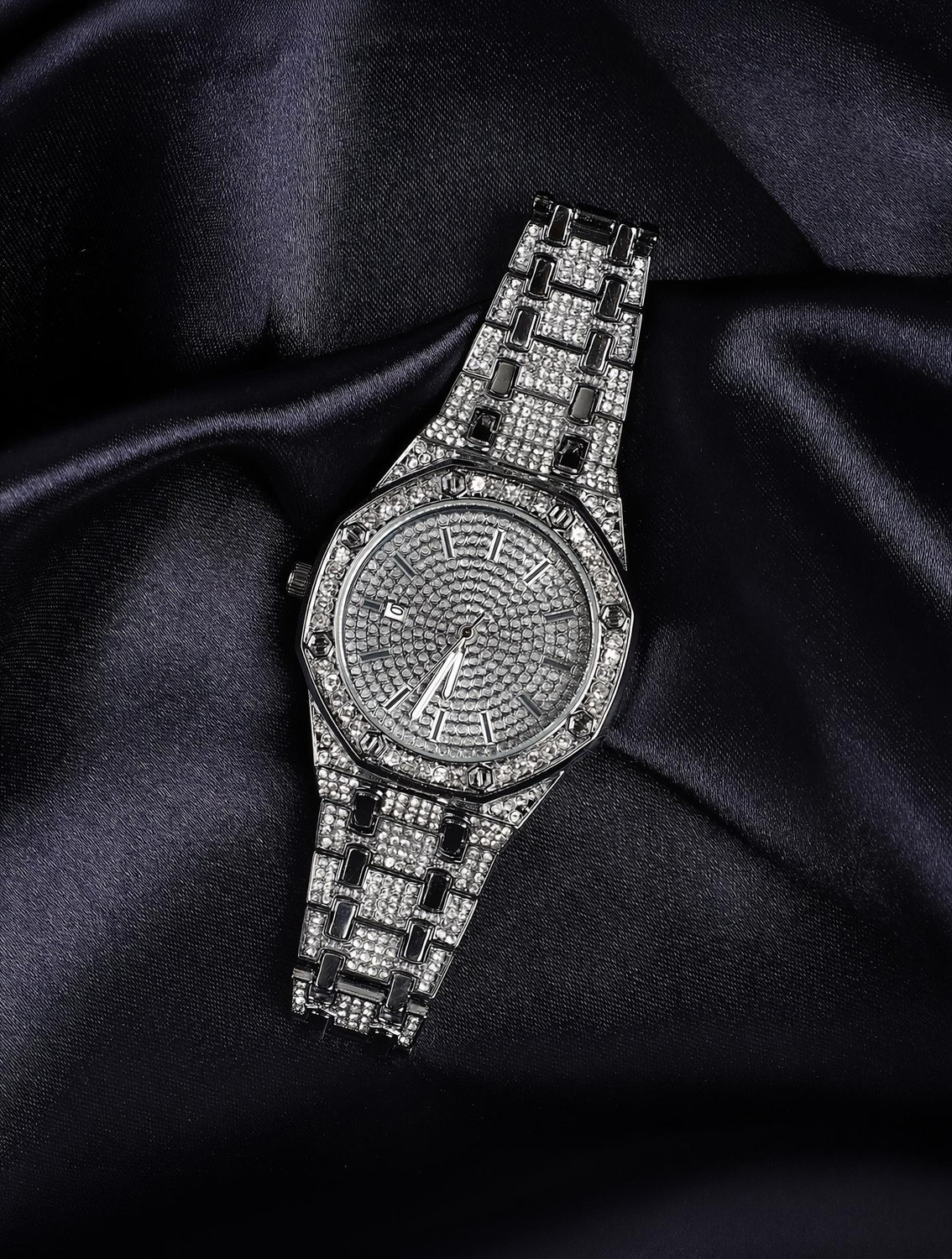 Haute Sauce Embellished Silver Round Dial With Silver Metal Strap Analog Watch - For Women