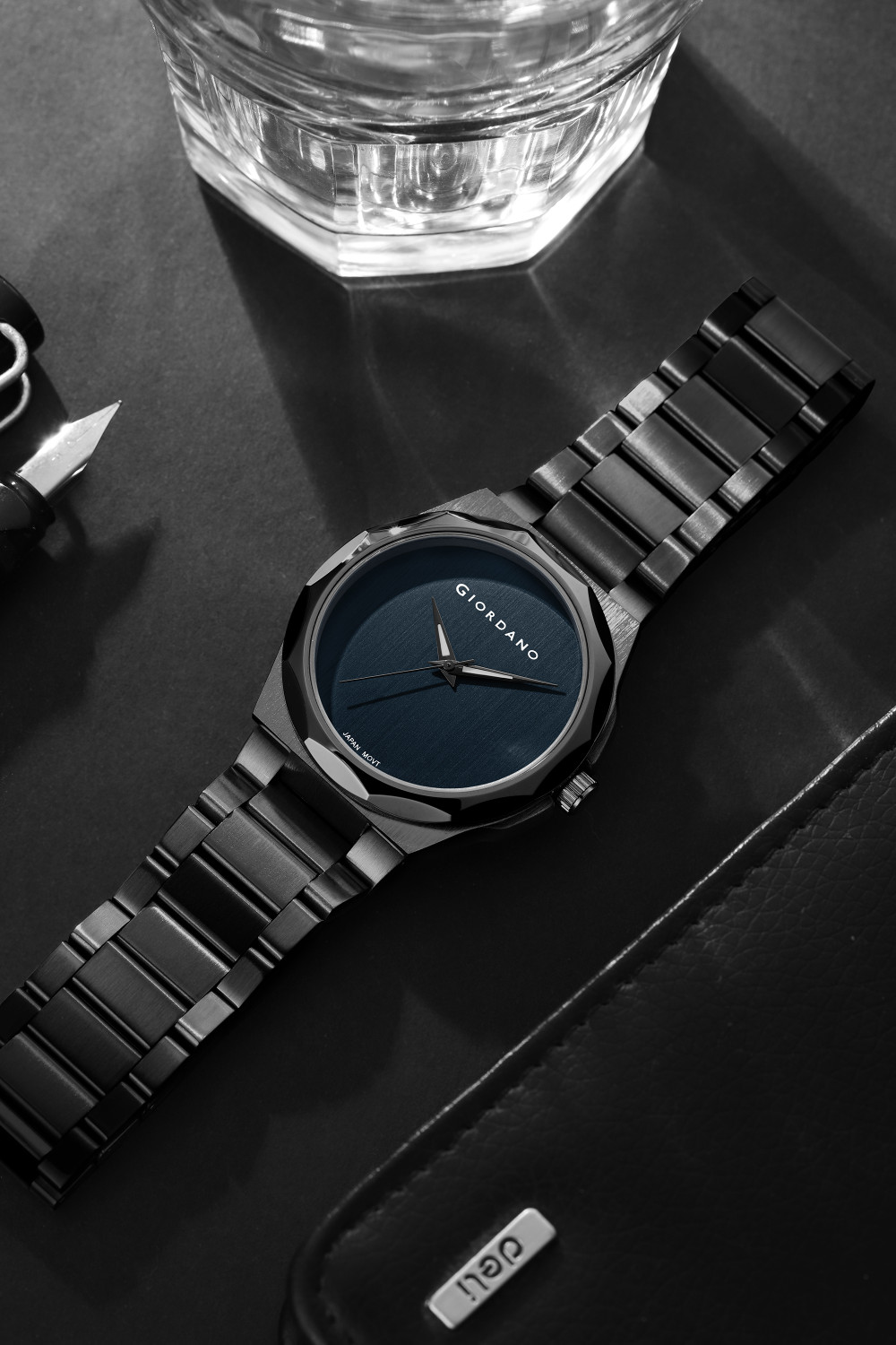 Image of GIORDANO Blue Sunray Round Dial, Quartz Movement and Black Stainless Steel Strap Analog Watch - For Men GZ-50189-11