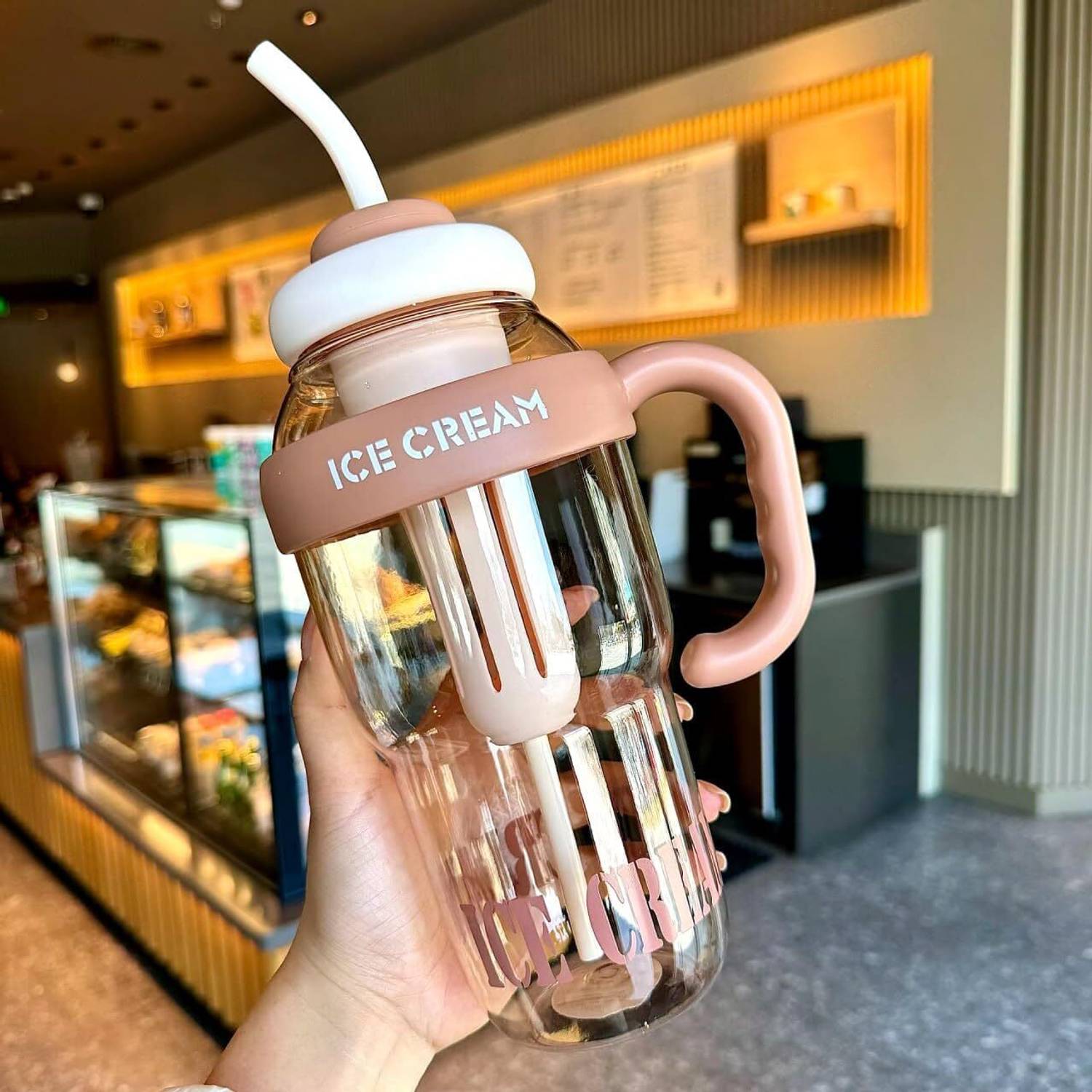 arthasya Ice Cream Water Bottle with Straw – 1300ml Large Capacity Plastic Coffee Mug