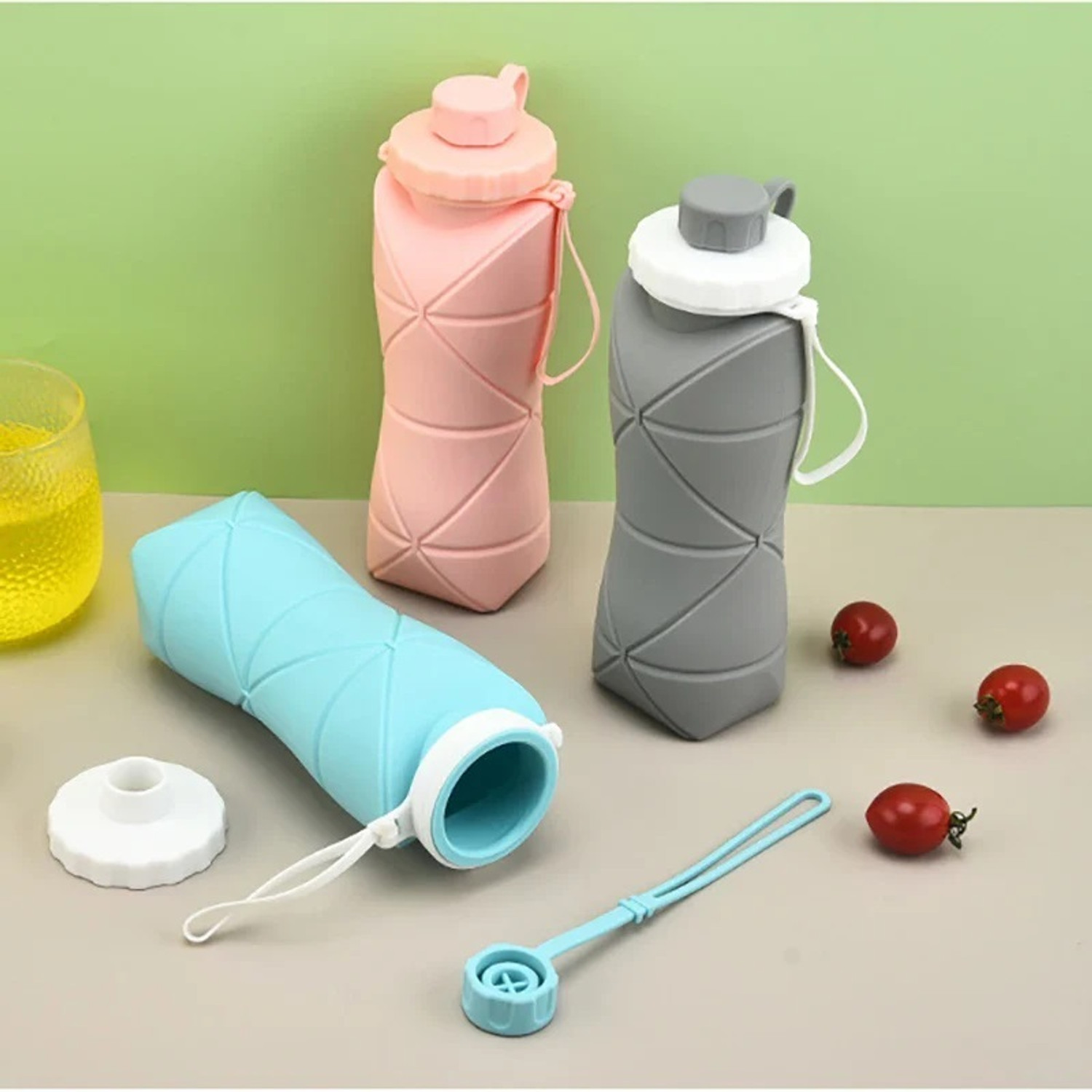 Image of ZUCLLIN Folding Silicon Water Bottle 600 ml Water Bottle