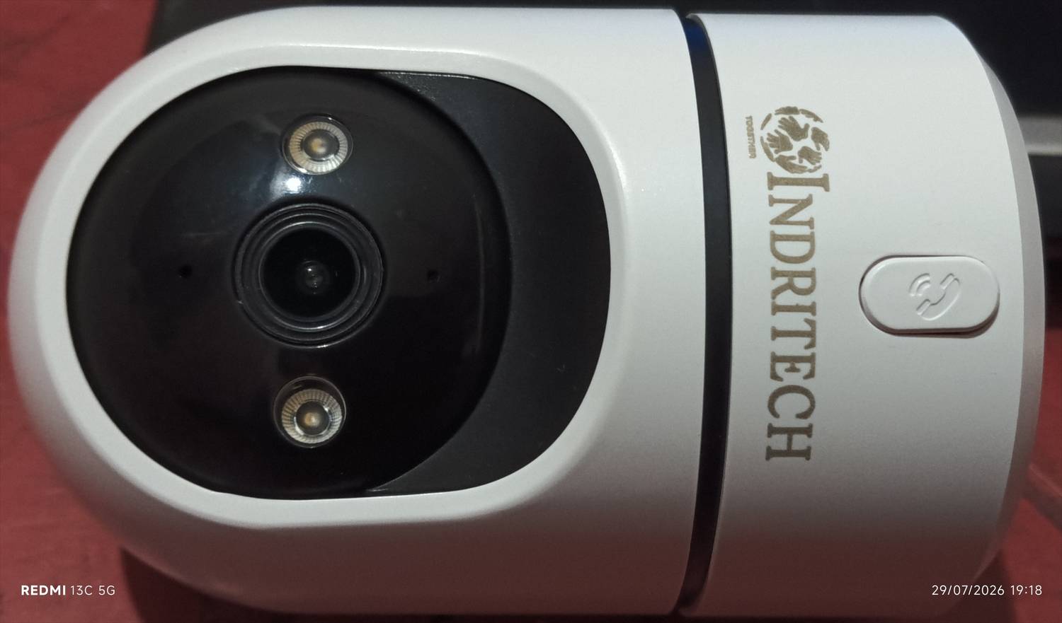 indritech WIFI-RB1C30-1VU-SOS-O-KAM Full HD Webcam 2048p, with Microphone, Night vision, Wireless Connectivity