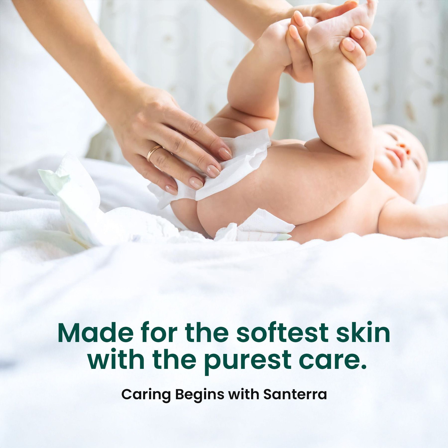 Image of Santerra Pure Baby Wipes Enriched with Chamomile & Vitamin-E Pack of 2 (144 Wipes)