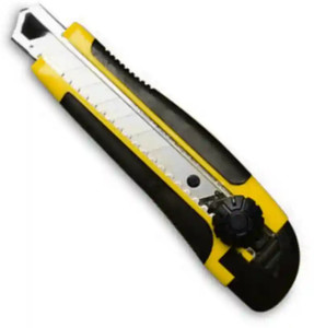 AKM Utility cutter 18mm Utility cutter 18mm Pipe Cutter Price in India ...