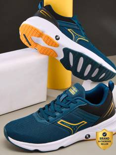 CAMPUS HURRICANE Running Shoes For Men