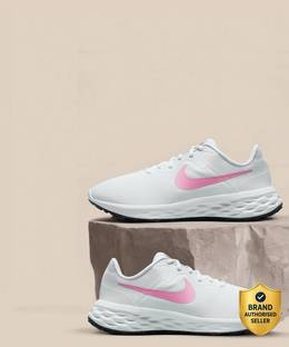 Nike W Revolution 6 Flyease Nn Running Shoes For Women