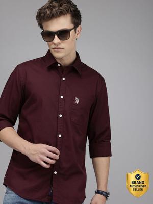 U.S. POLO ASSN. Men Solid Casual Maroon Shirt