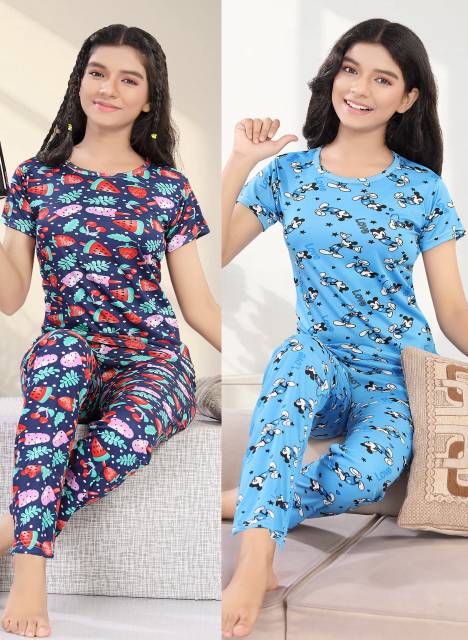 💥 Girls Satin Blend Top & Pyjama Set @ ₹96