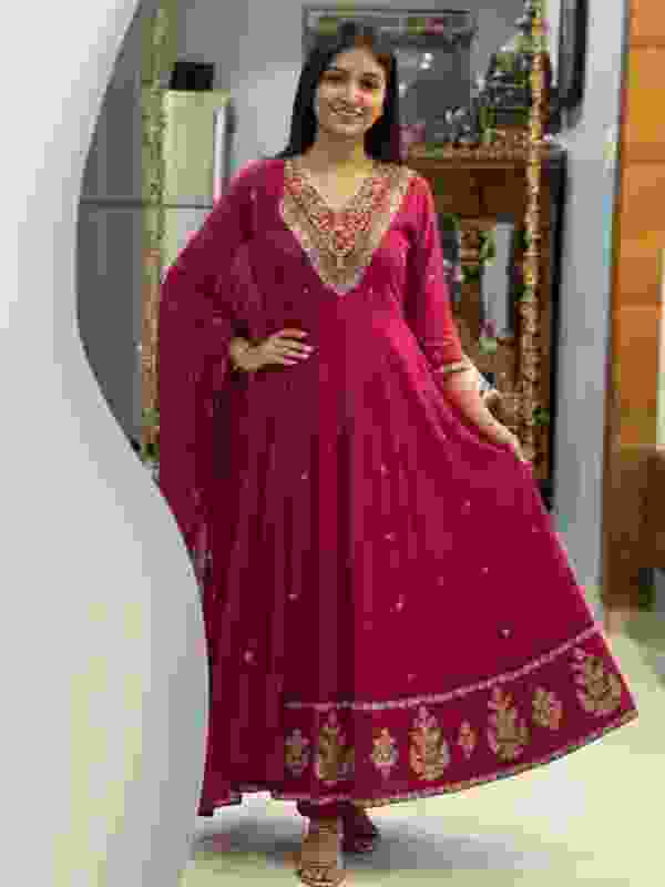 KALINI Women Kurti Pant Dupatta Set