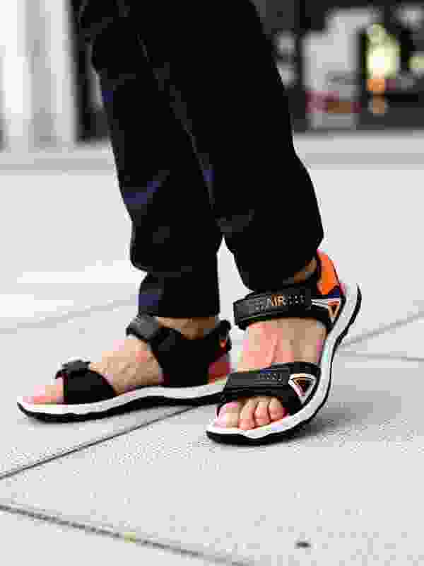 XDOX Men Black Sandals