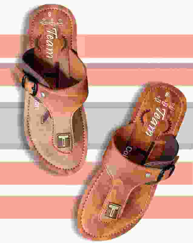 THE RAJA Men Brown Sandals