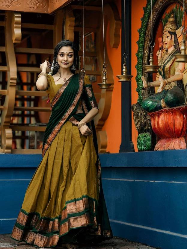 Pavitraa sarees Solid Semi Stitched Lehenga Choli